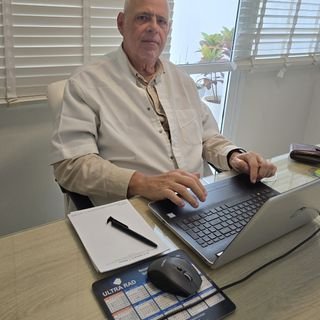 Dr. Antonio Eduardo Gomes De Castr Malcher