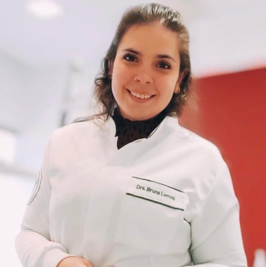 Dra. Bruna Lemos