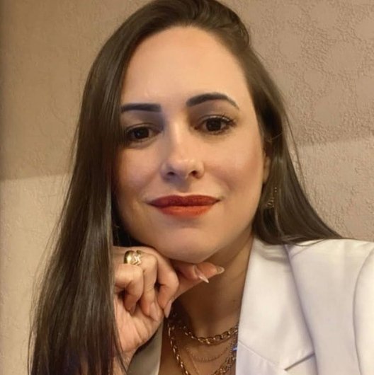 Dra. Fernanda Carvalho Oliveira