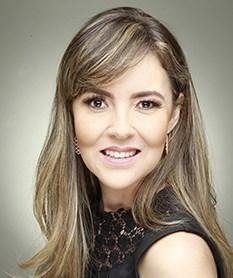 Rochelly Karen M. Carvalhedo