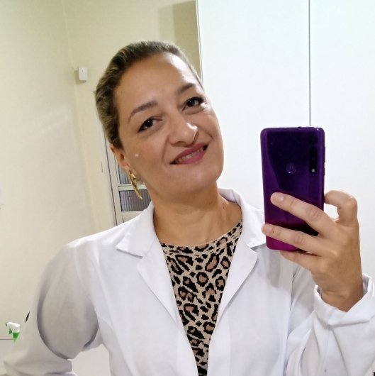 Dra. Cynthia Serri Nunes