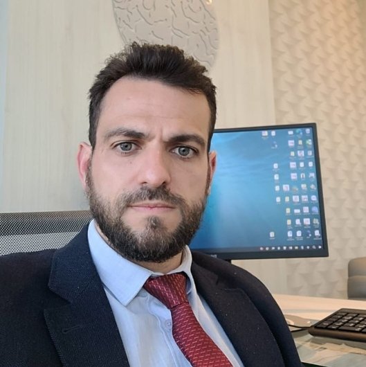 Dr. Thiago Torres de Ávila