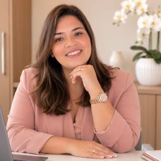Dra. Glayce Vieira