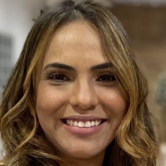 Dra. Anne Iaciara Soares Lins de Melo