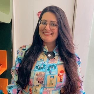 Dra. Larissa da Silva Lima
