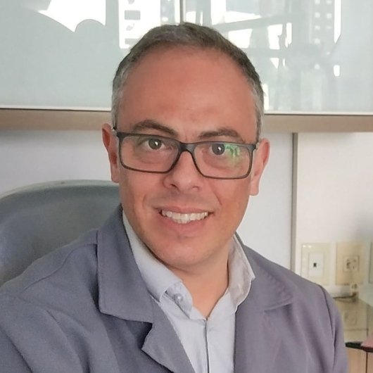 Dr. Ruy Gonzalo Hartmann