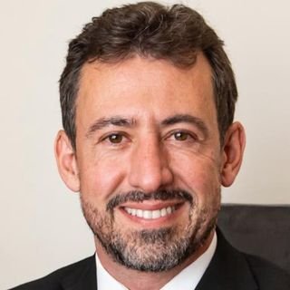 Dr. Renan Dalla