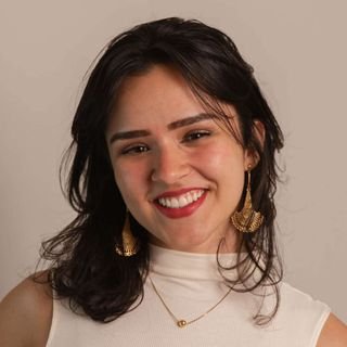 Dra. Tamires Estevam Lopes