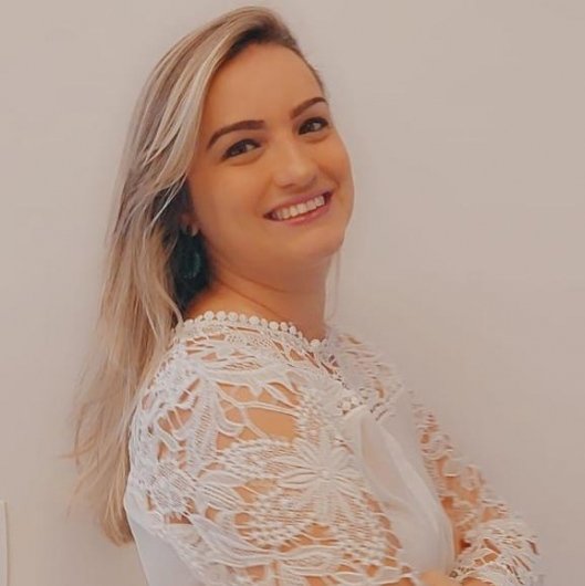 Dra. Mariana Monnerat