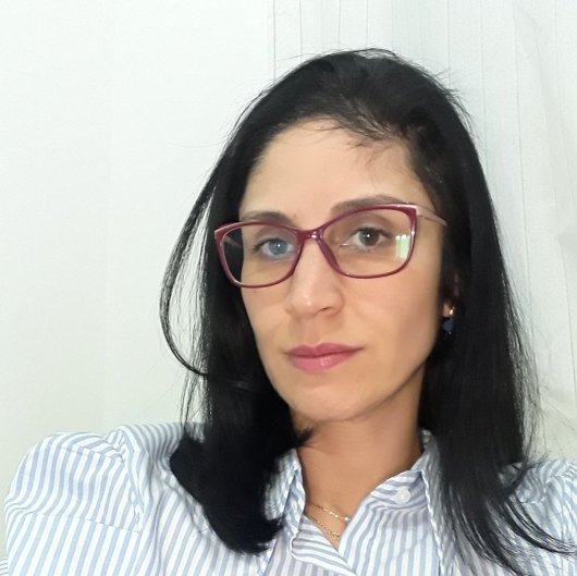 Dra. Caroline Ferreira Pereira