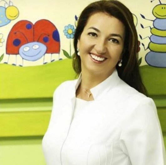 Dra. Karin Bertinato Bach