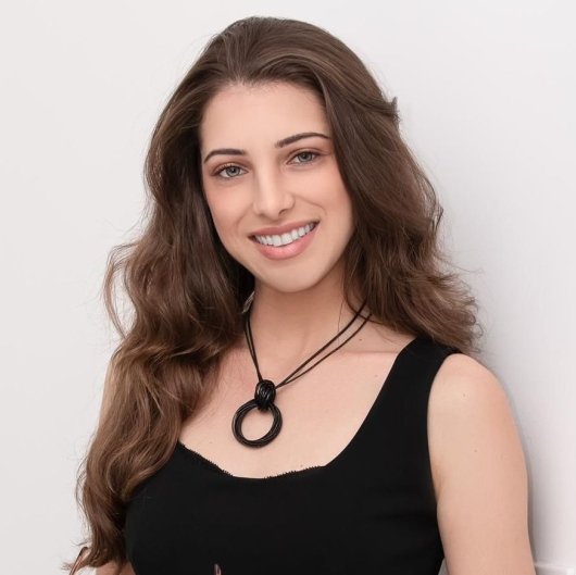 Giulia Liverani Dias Munhoz
