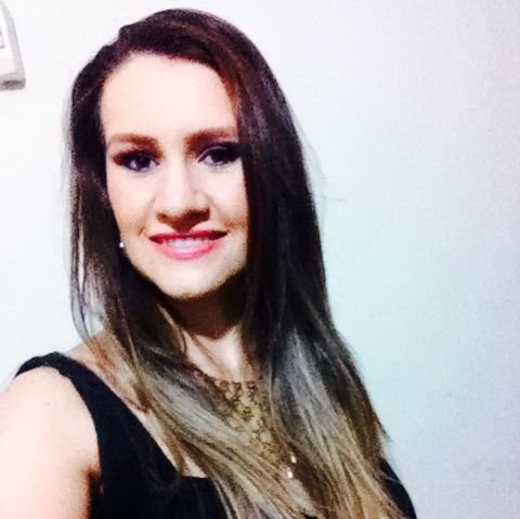 Dra. Jaqueline Danizeli de Carlos