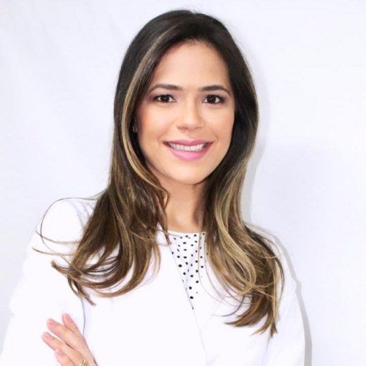 Dra. Marina Santana
