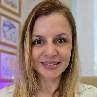 Dra. Ariana da Silva