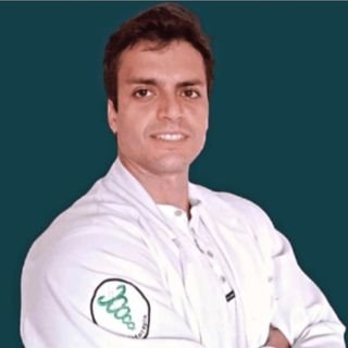 Dr. Gustavo Guillen