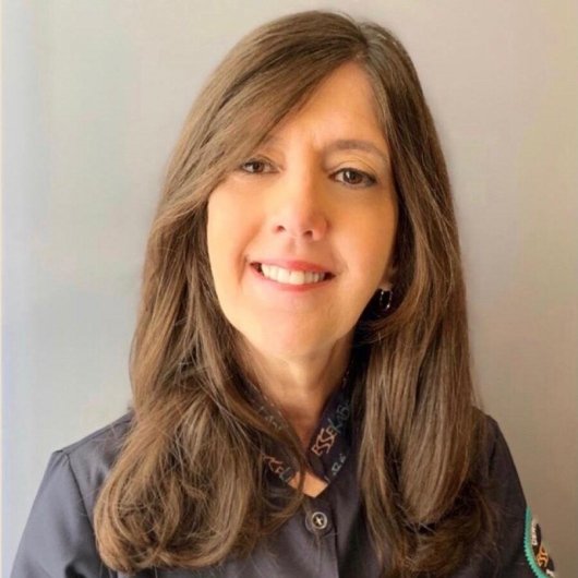 Dra. Renata Ramos
