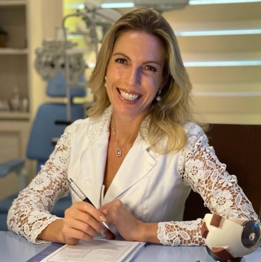 Dra. Katia Mantovani Bottos Leite