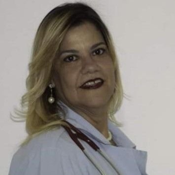 Dra. Licia Macieira Freire de Andrade