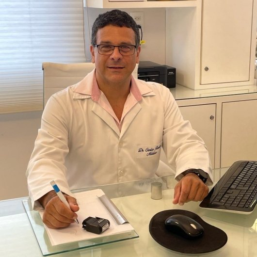 Dr. Carlos Renato Oliveira de Menezes