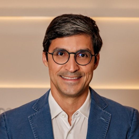 Dr. Abinadabe Pires