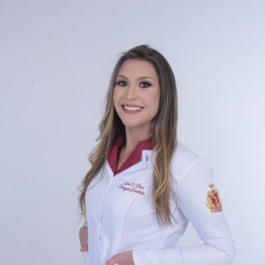Dra. Luísa Vasconcelos Dias de Barros