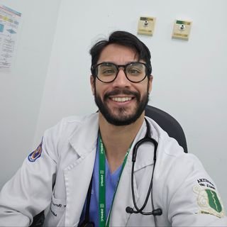 Dr. Bernard Barbosa