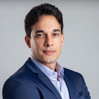Dr. Leonardo Viana