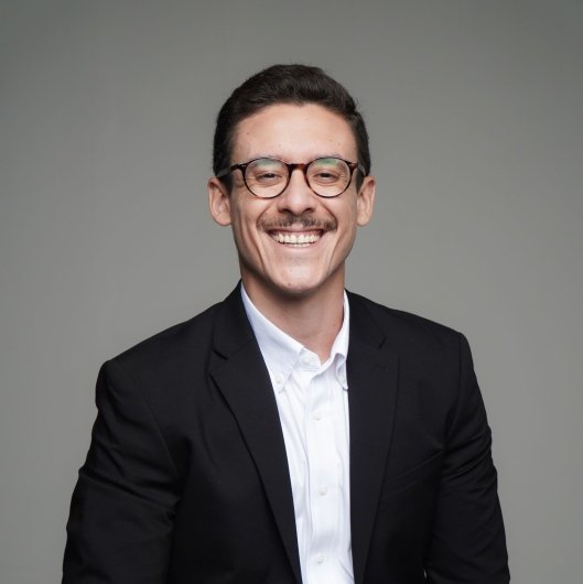 Dr. Thiago Caetano