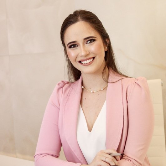 Dra. Sandy Pereira