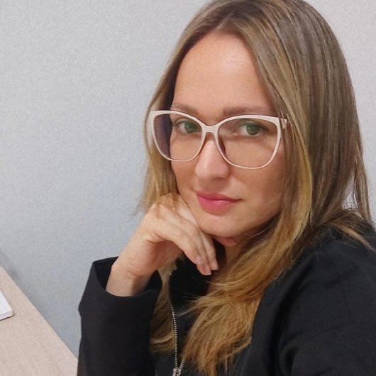 Dra. Márcia Alves Milhomem