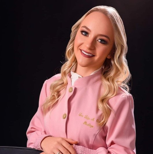 Lara Luíza Manarim de Oliveira