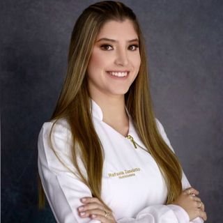 Dra. Rafaela Arruda Zanelatto