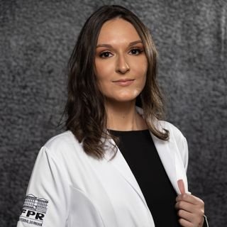 Dra. Camila Lorenzini Tessaro