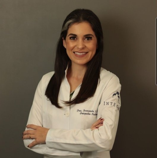 Dra. Fernanda Sanson Branco