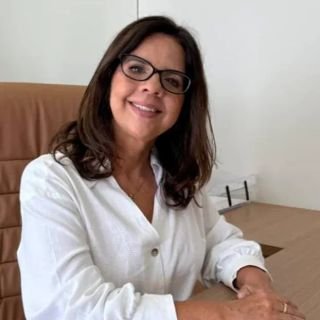 Dra. Rosali Batista
