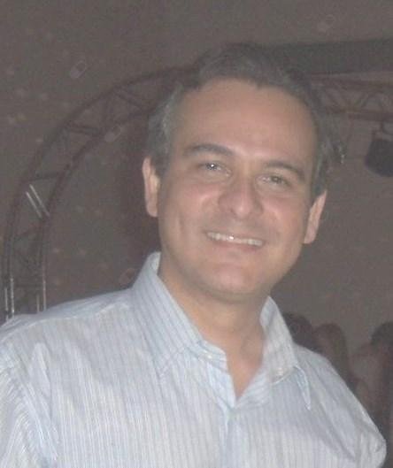 Dr. Denis Massahud de Carvalho