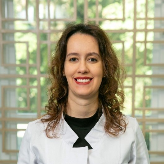 Dra. Mariana Alves Fonseca