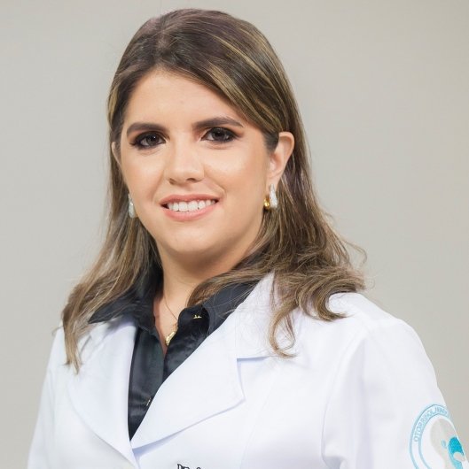 Dra. Ana Carolina Fernandes de Oliveira