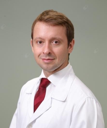 Dr. Rodrigo Kohler