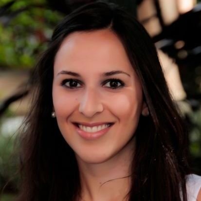 Dra. Amanda da Silveira Santos