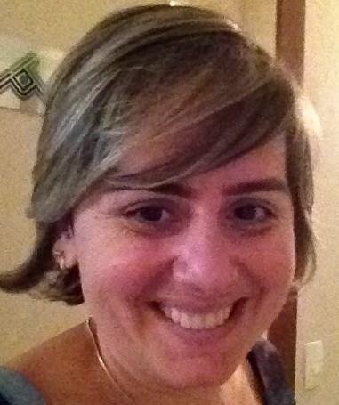 Dra. Fernanda de Oliveira Lopes