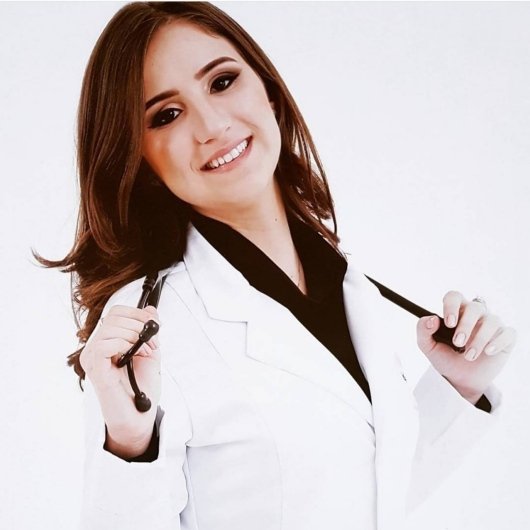 Dra. Fernanda Gonçalves Reis