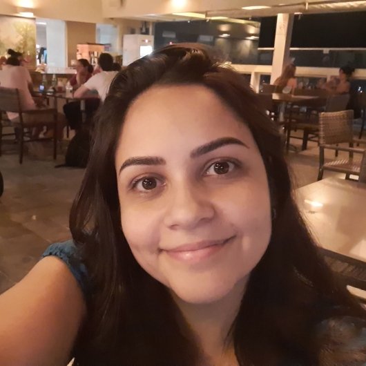 Dra. Amanda Barros