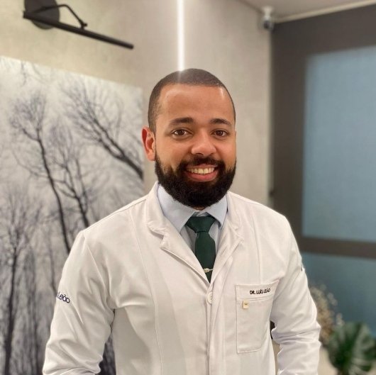 Dr. Luís Leão