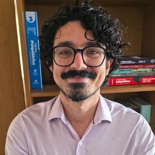 Dr. Rodrigo Vaz Leal