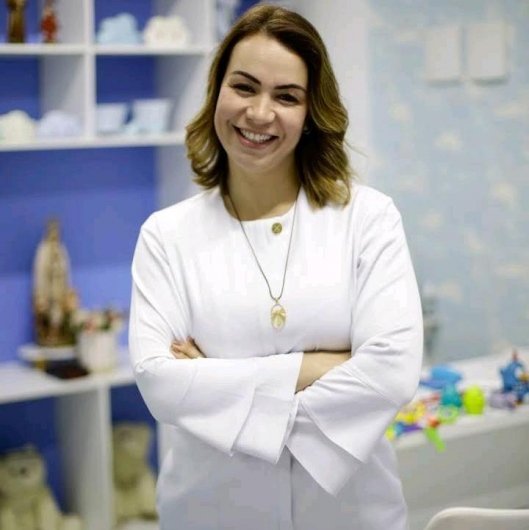 Dra. Ana Laura França