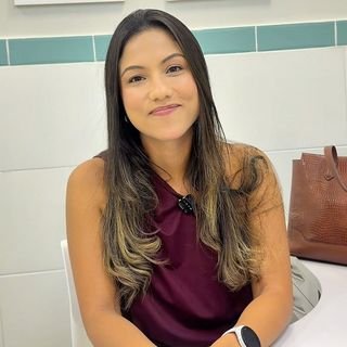 Dra. Gabriela Medeiros de Carvalho