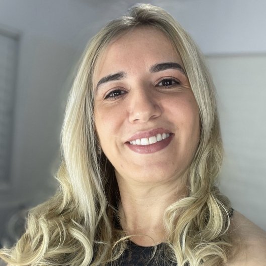Fabiana Andrea Bueno