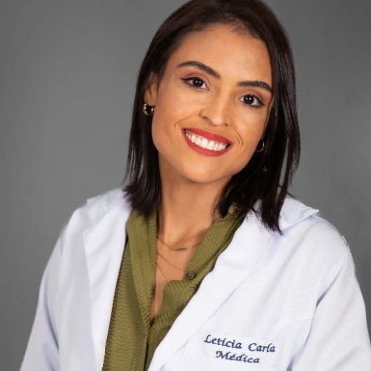 Dra. Letícia Santos